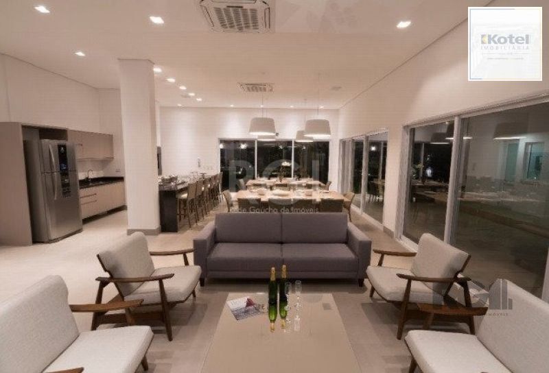 Apartamento para Venda - 138.33m², 3 dormitórios, sendo 1 suites, 3 vagas - Centro