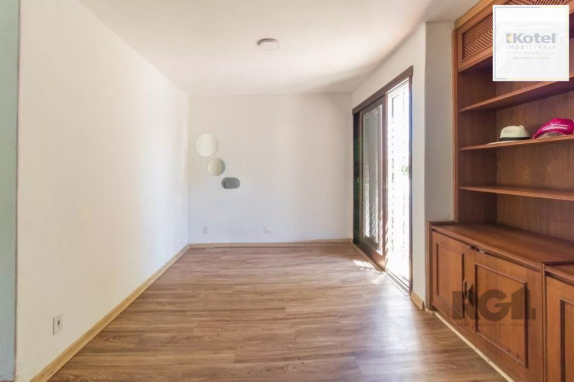 Casa 3 quartos à venda, 150m², Vila Nova - Porto Alegre — foto 2