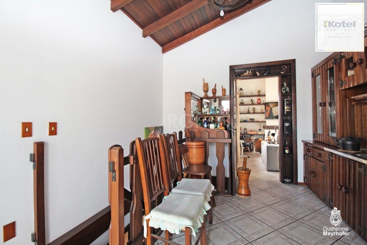 Cobertura para Venda - 164.03m², 3 dormitórios, sendo 1 suites, 2 vagas - Passo da Areia