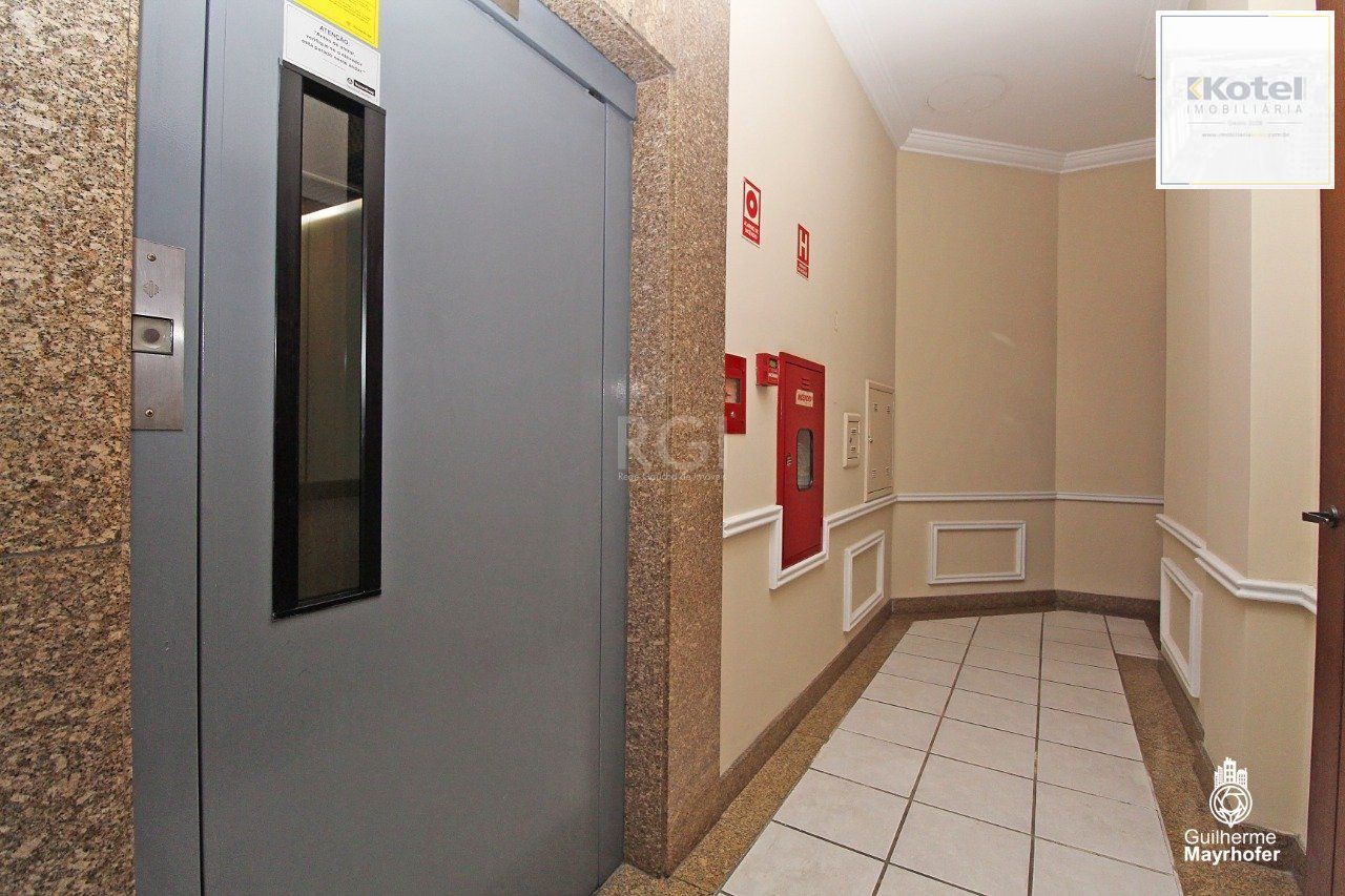 Apartamento para Venda - 76.17m², 2 dormitórios, sendo 1 suites, 2 vagas - Menino Deus