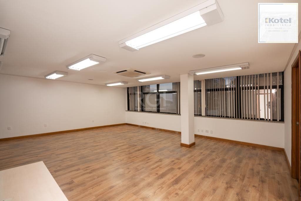 Sala Comercial à venda, 162m², Auxiliadora - Porto Alegre — foto 2