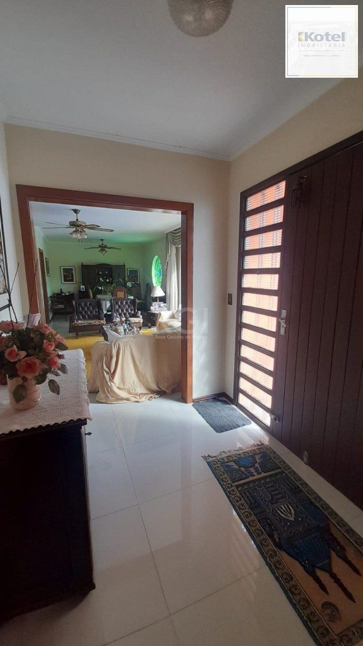 Casa para Venda - 250m², 3 dormitórios, sendo 1 suites, 3 vagas - Chácara das Pedras — foto 3