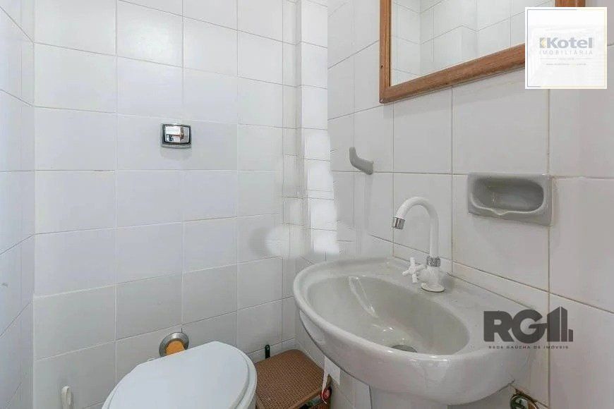 Sala Comercial à venda, 32m², Passo da Areia - Porto Alegre