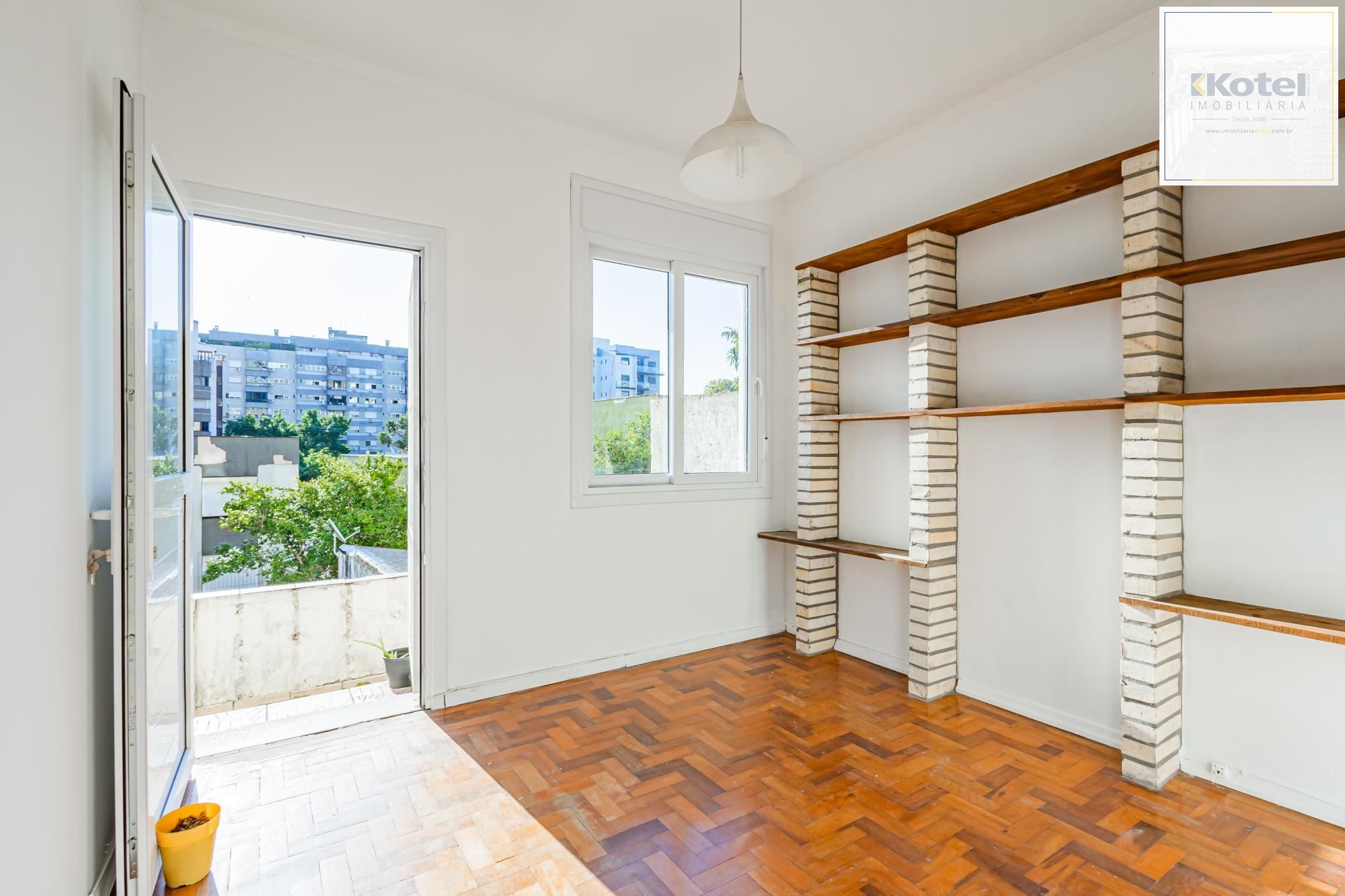 Apartamento de 2 Quartos com pátio no bairro Petrópolis — foto 5