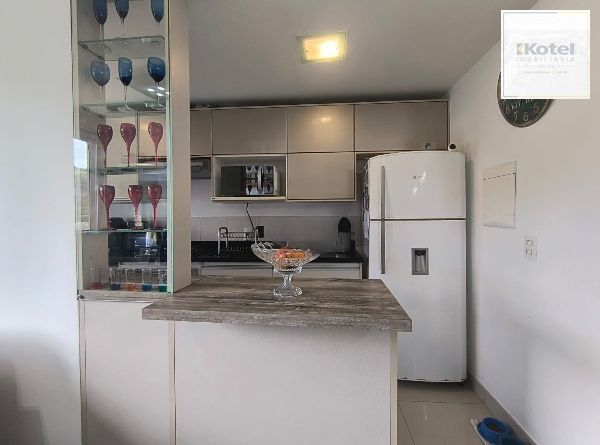 Apartamento de 2 quartos, suíte e 1 vaga de garagem no bairro Jardim Carvalho