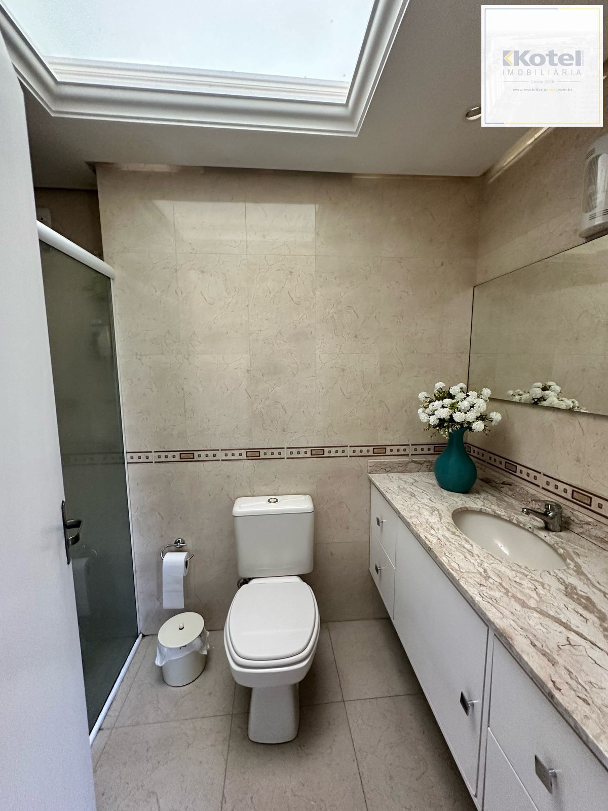 Casa 3 quartos à venda, 252m², Jardim Itu - Porto Alegre