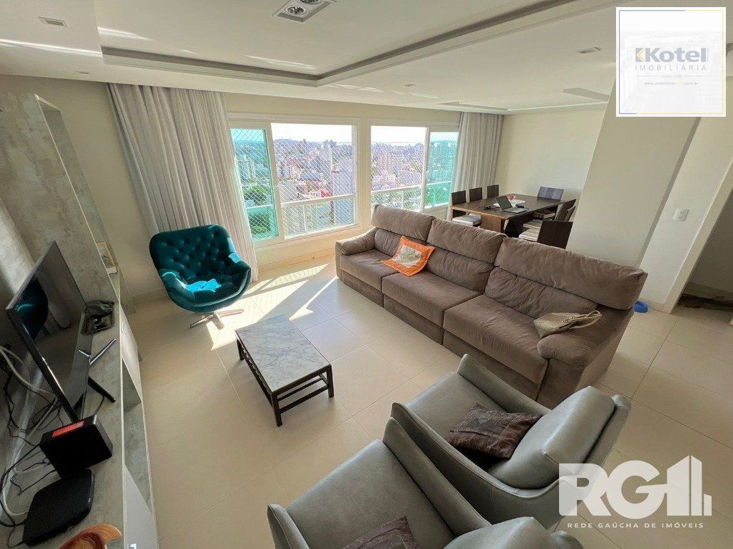 Espetacular apartamento para VENDA mobiliado, 3 dormitórios, 2 vagas cobertas, infra completa no coração do Bairro Petrópolis. — foto 5