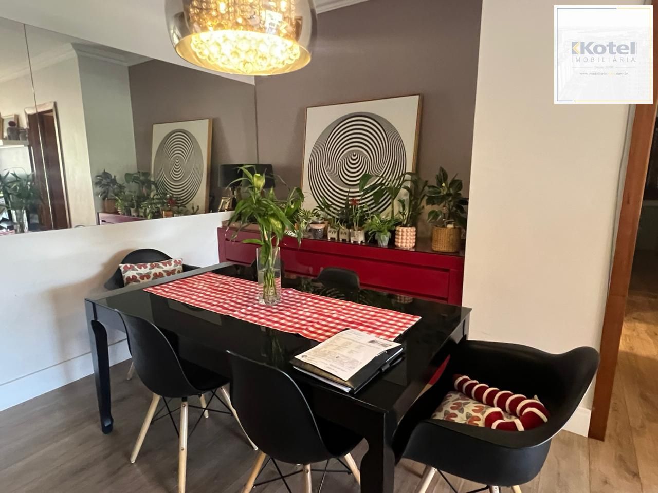 Excelente apartamento à Venda no bairro Bela Vista, Porto Alegre.