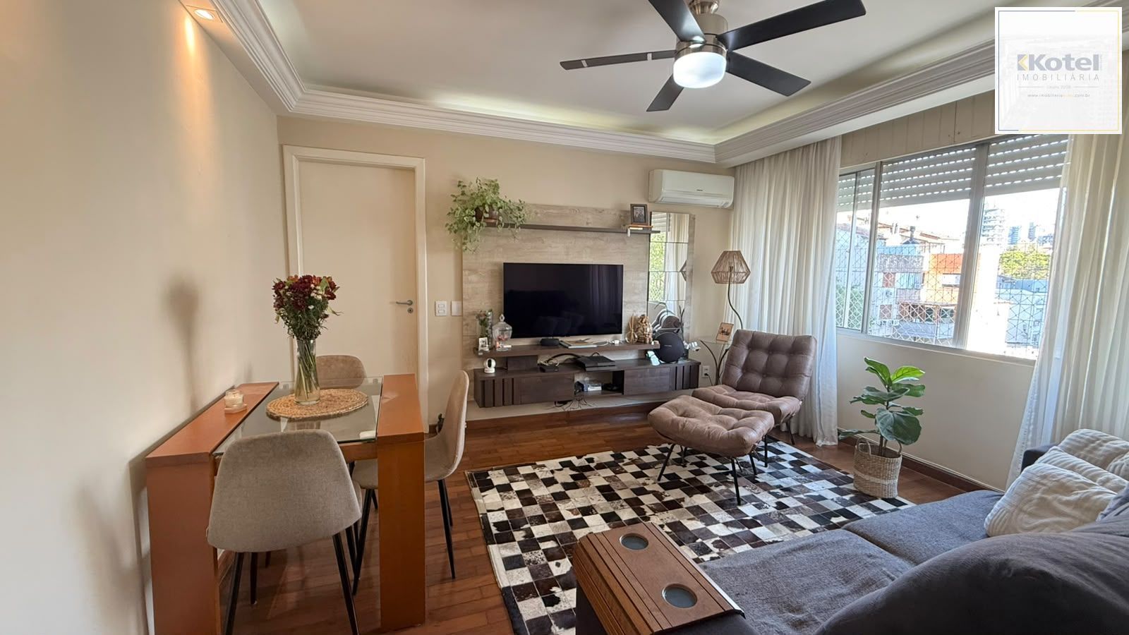 Apartamento 2 Dormitórios c/elevador e 1 vaga Coberta Bairro Bela Vista