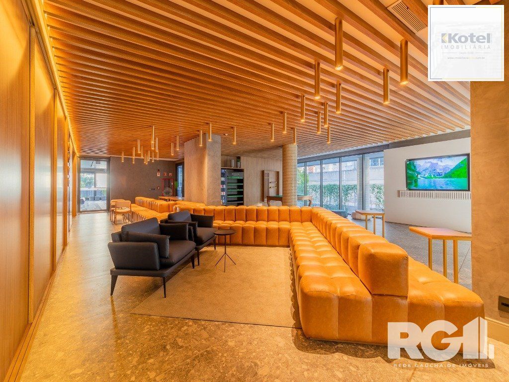 Loft de alto padrão construtivo no bairro Moinhos de Vento, planta de 29,60 m2 privativos com porcelanato, forro em gesso e aberturas em alumínio com vidros duplos. — foto 5