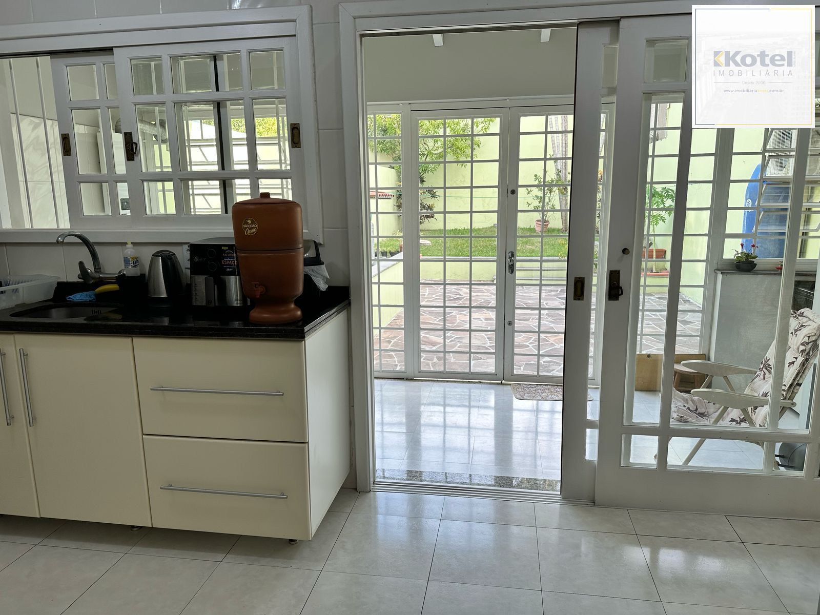 Casa 3 quartos à venda, 252m², Jardim Itu - Porto Alegre