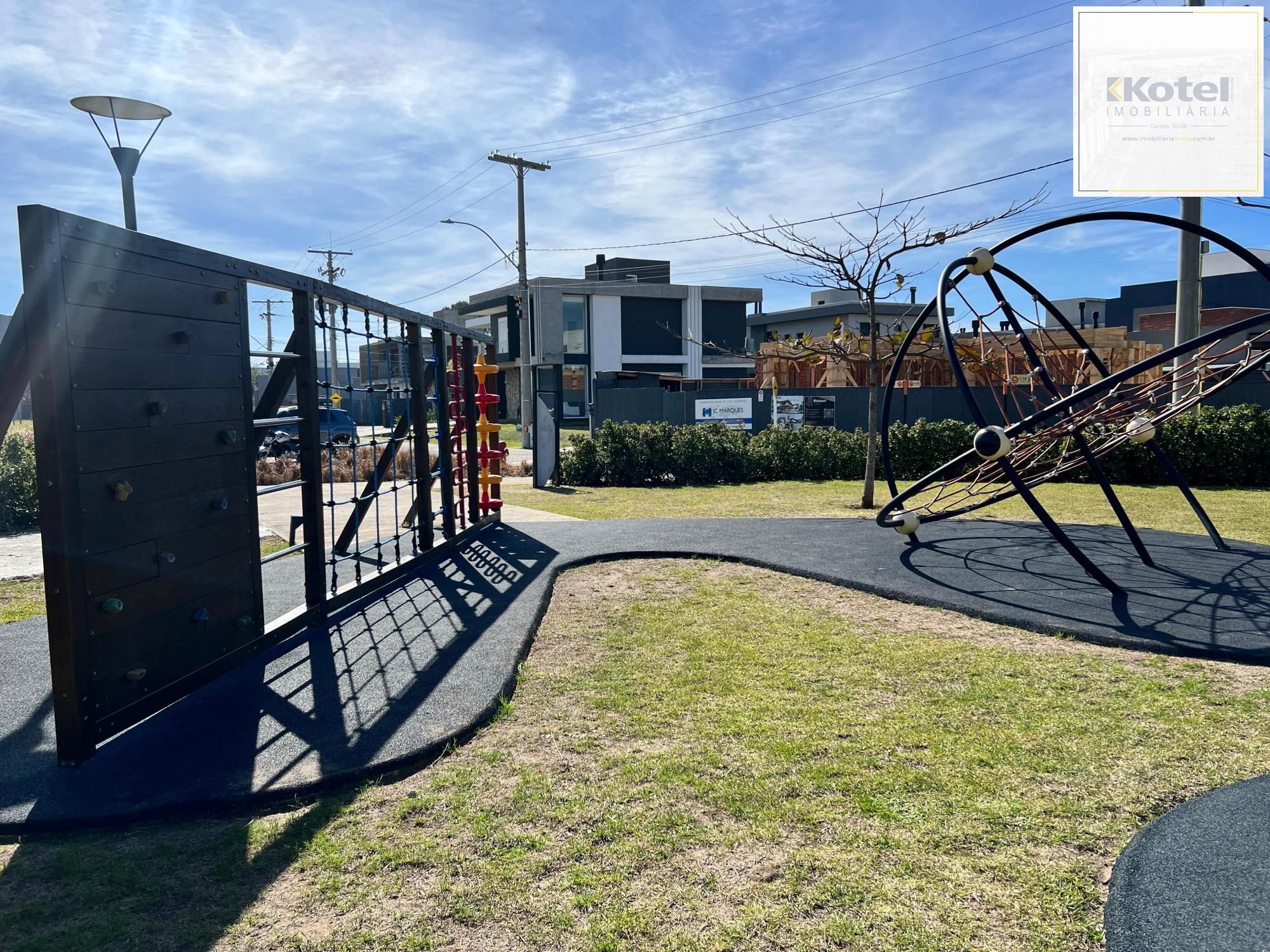 Lote de 314 m2 a venda no Condomínio Sunset em Xangri-lá.
