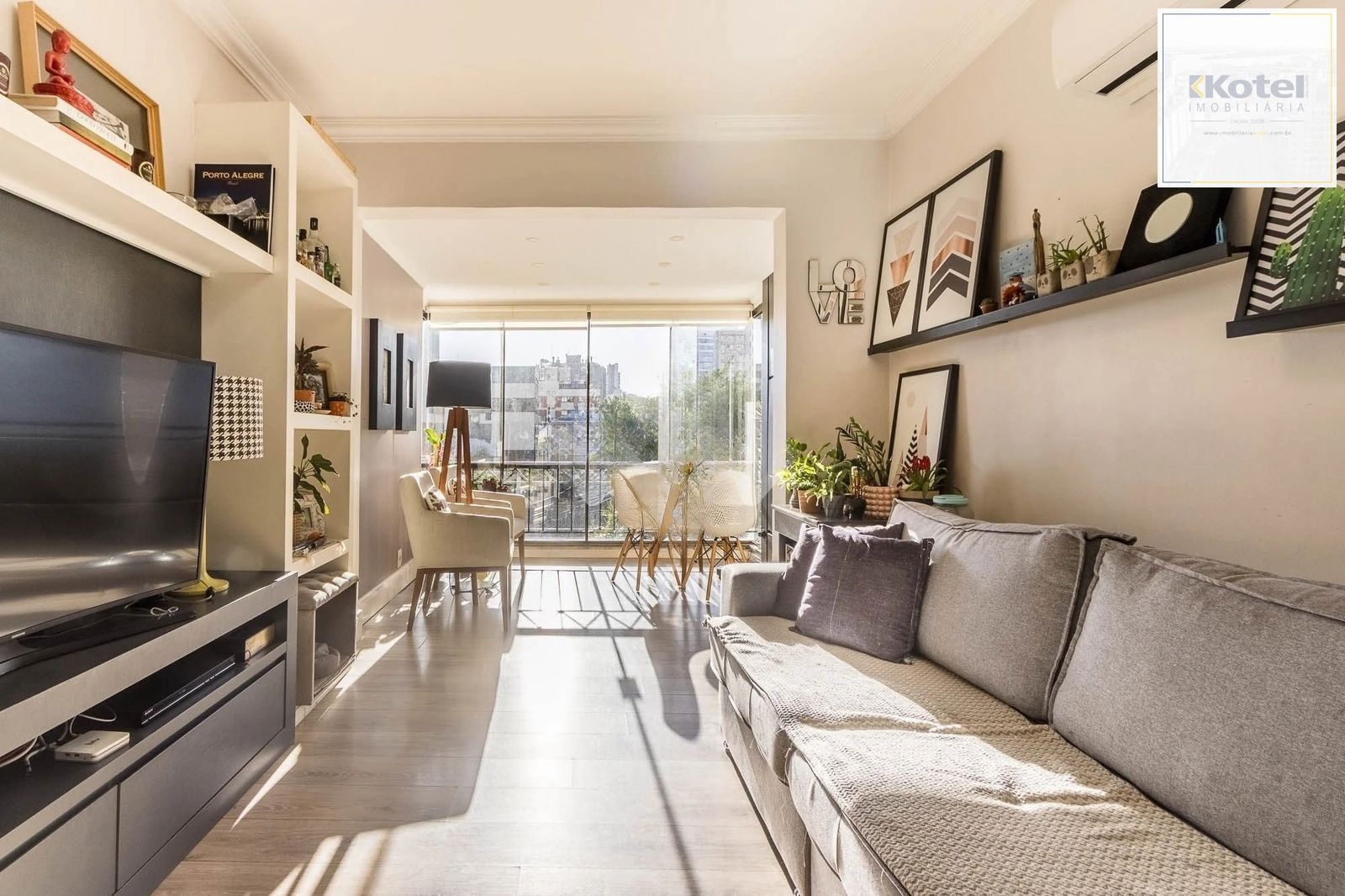 Excelente apartamento à Venda no bairro Bela Vista, Porto Alegre.