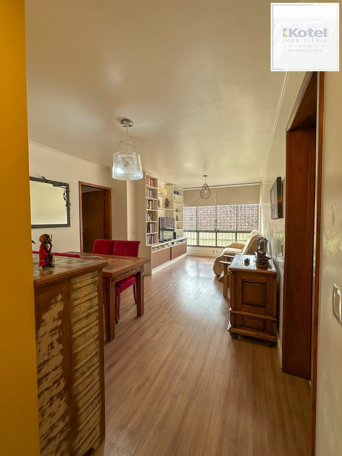 Apartamento na avenida Mariante.