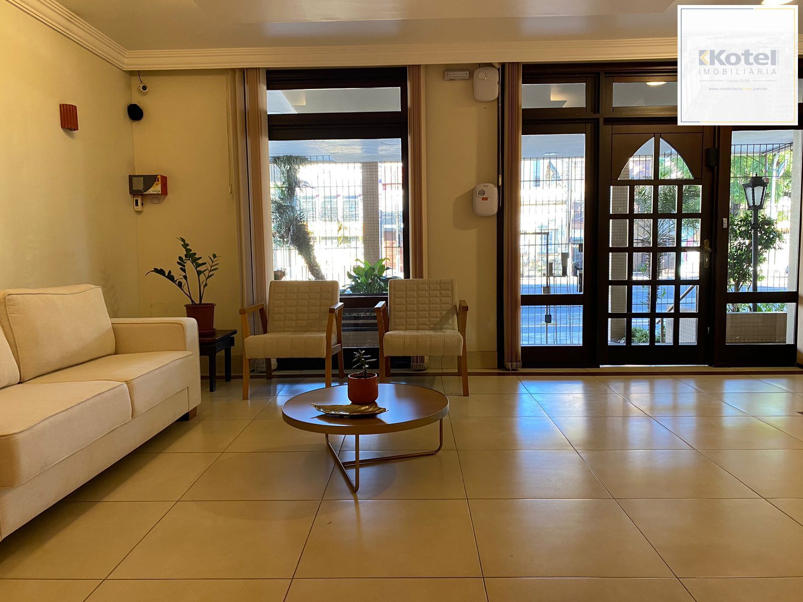 Apartamento na avenida Mariante.