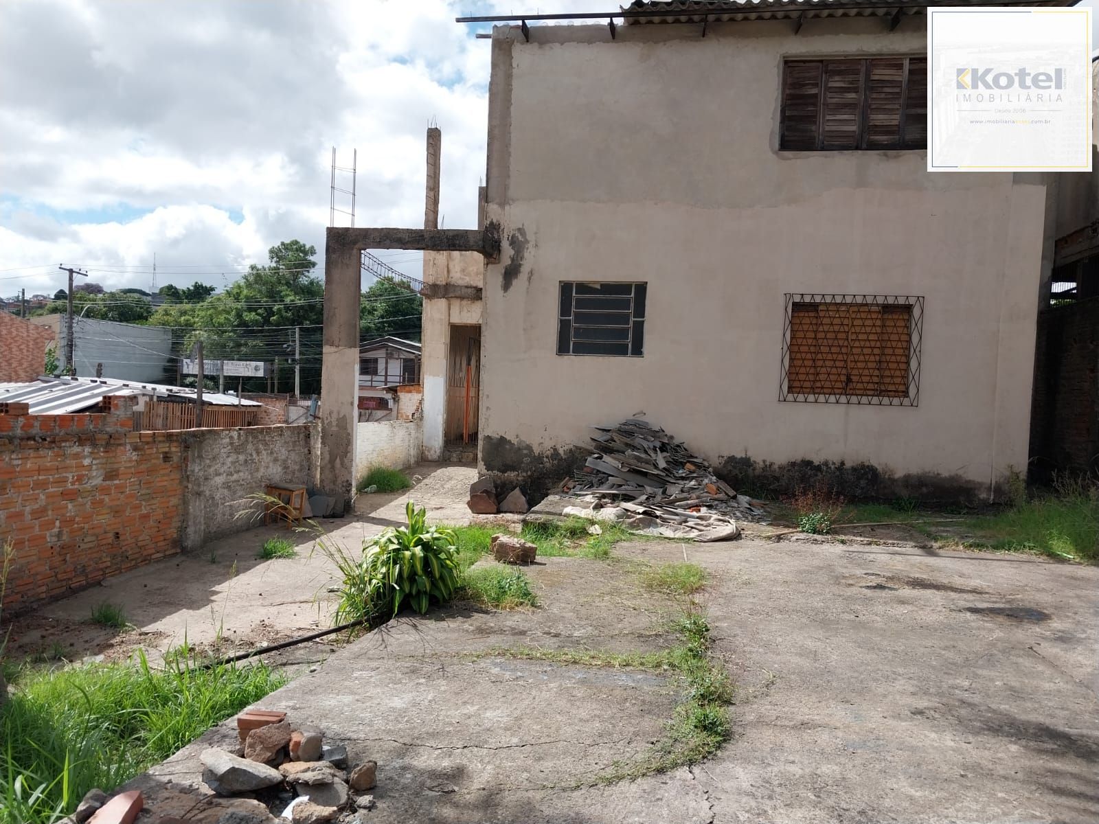 Terreno com EXCLUSIVIDADE, Oportunidade excelente para construir Edifício ou algum comércio! — foto 3