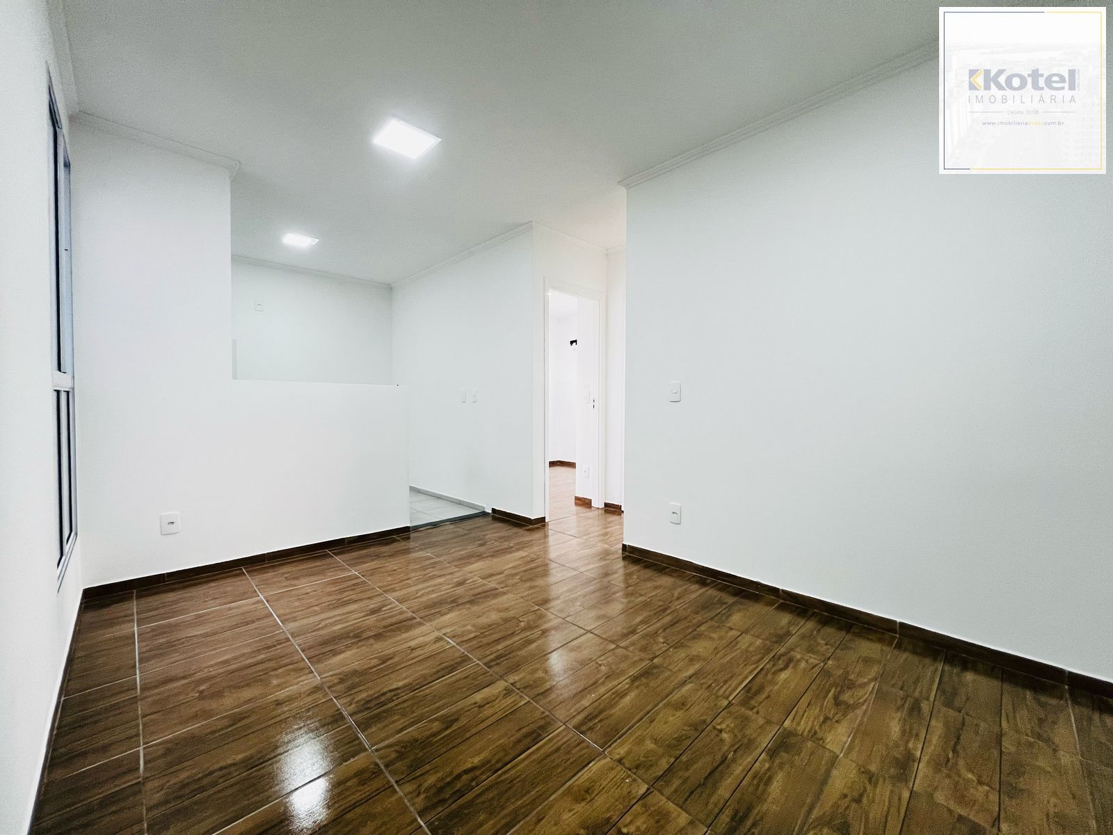 Apto 2D, Cozinha americana, sala com janelão, banheiro e vaga. Sapucaia do Sul — foto 3