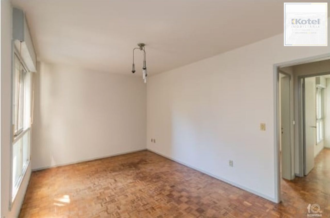 Belo e Amplo apartamento de 2 dormitórios na Cidade Baixa - Preço atrativo.