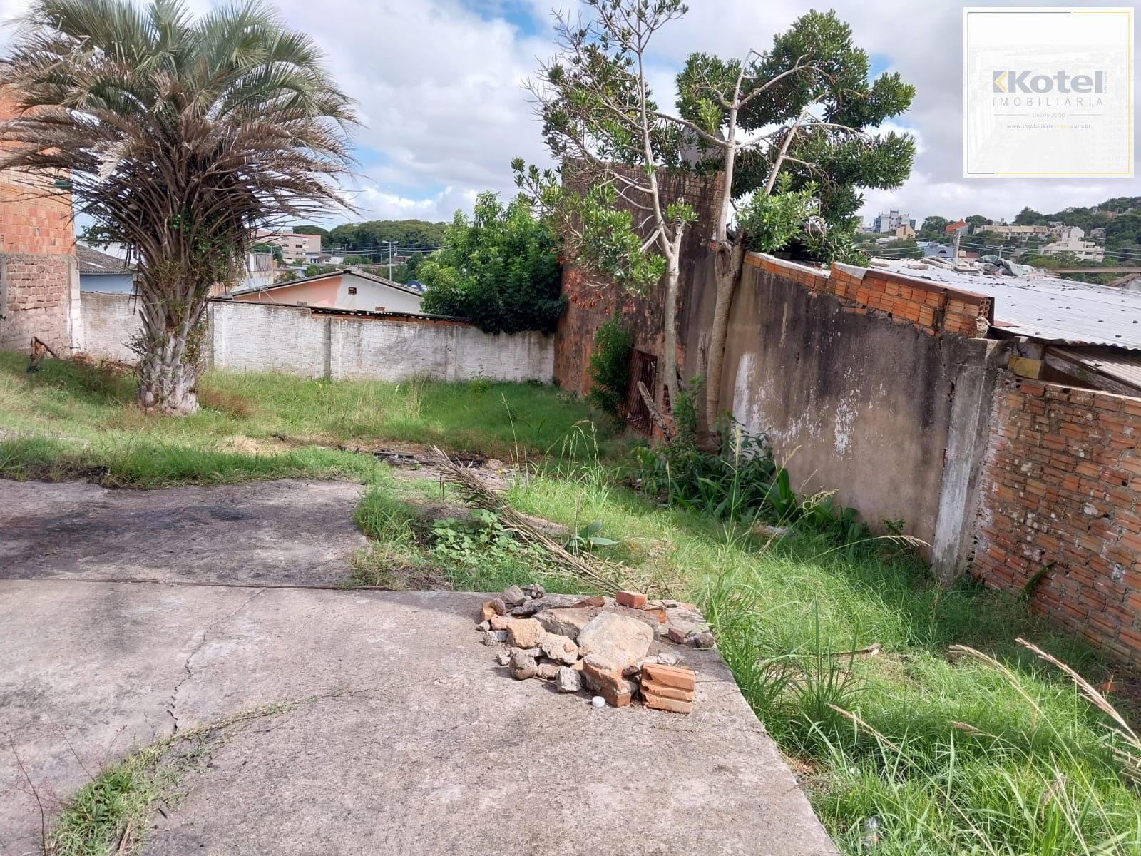 Terreno com EXCLUSIVIDADE, Oportunidade excelente para construir Edifício ou algum comércio! — foto 2