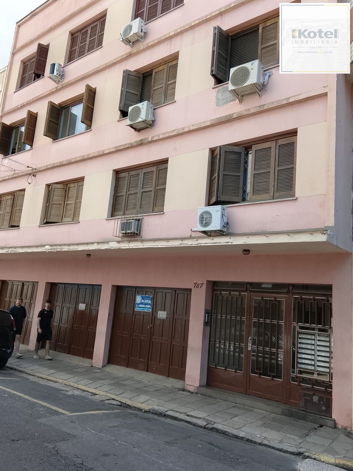 Oportunidade, ÓTIMO Apto 3D demais peças Cidade Baixa Porto Alegre