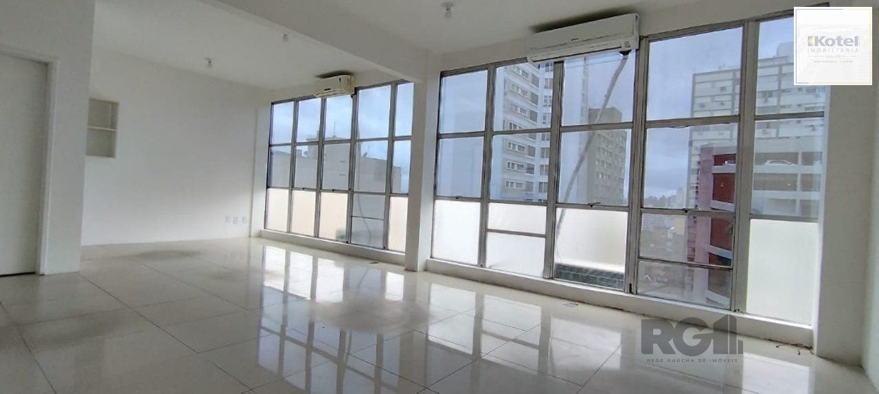 Sala Comercial à venda, 36m², Centro Histórico - Porto Alegre