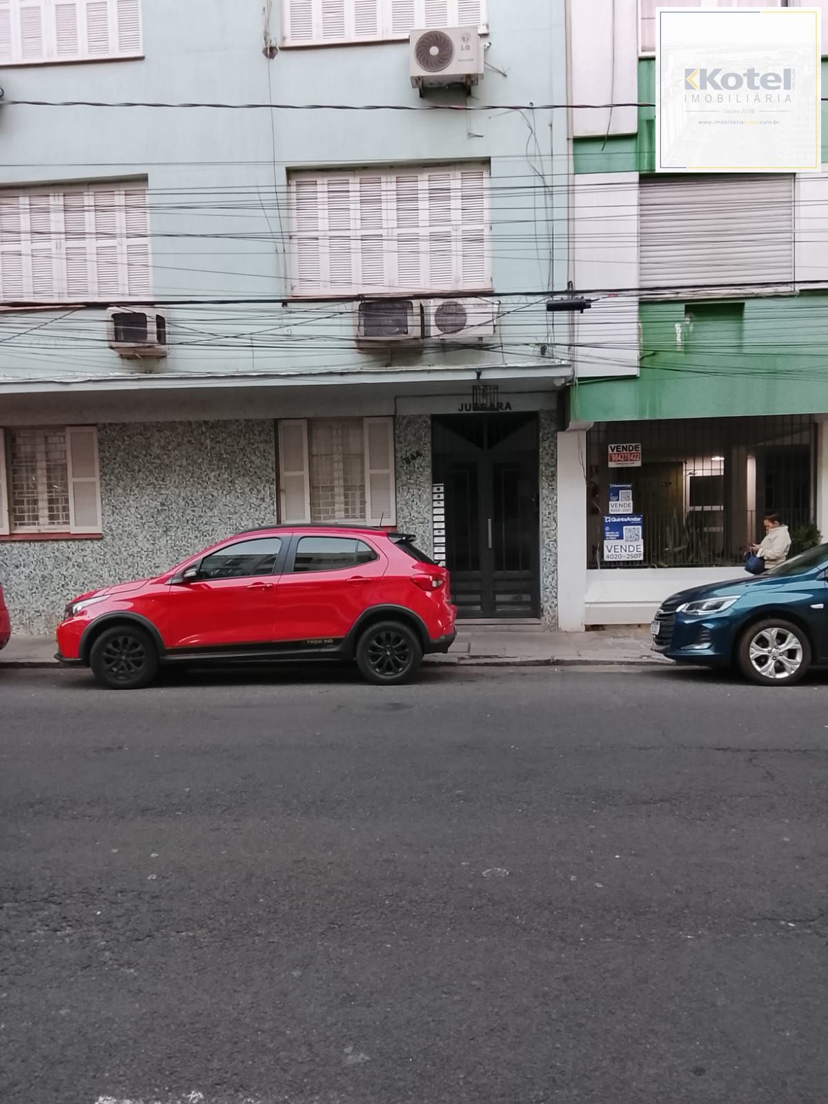 JK / Kitnet AMPLO Cidade Baixa - 1 lance de escada Preço atrativo — foto 3