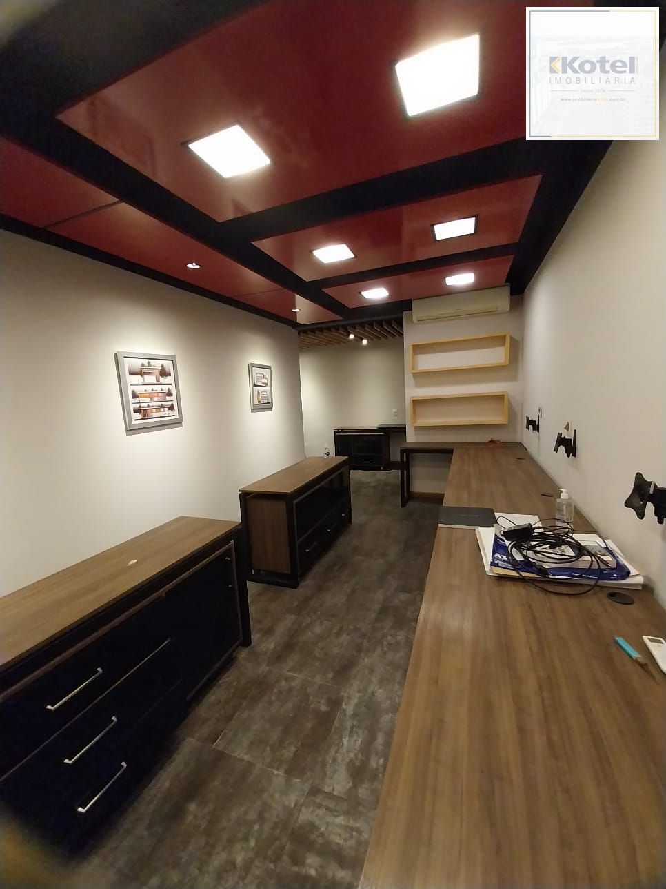 Sala comercial na Cidade Baixa, Porto Alegre, Preço baixo!