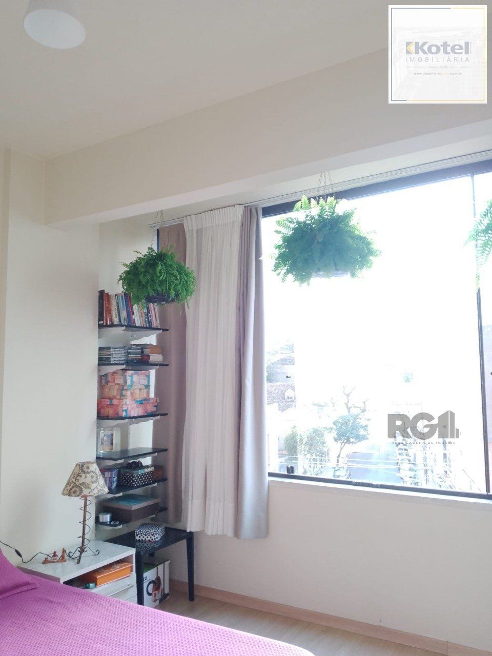Apartamento 2 Dormitórios,frente,Bairro Cidade Baixa
