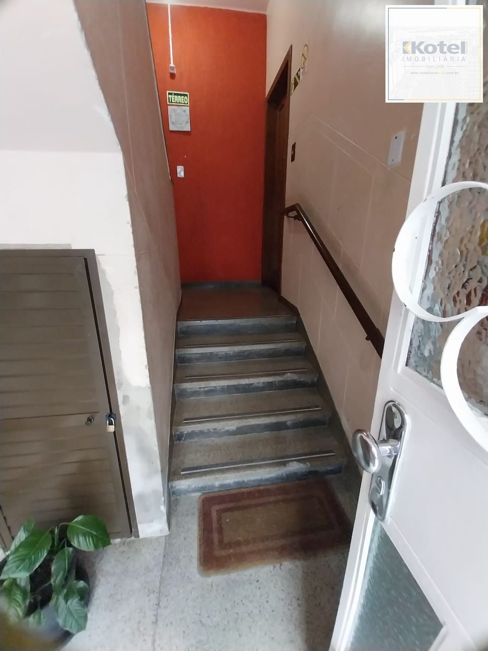 Apart 2D, Semimobiliado, 75,68 m², Cidade Baixa