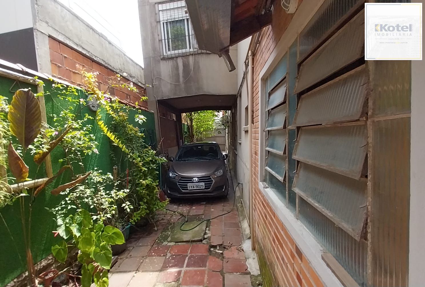 Ótimo Terreno Cidade Baixa, 480,48 m². Plano, com 2 casas em cima. — foto 3