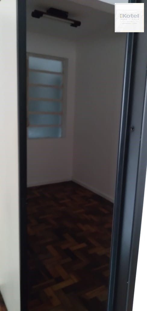 Oportunidade Sala Comercial Centro Frente andar Alto, Preço ATRATIVO.