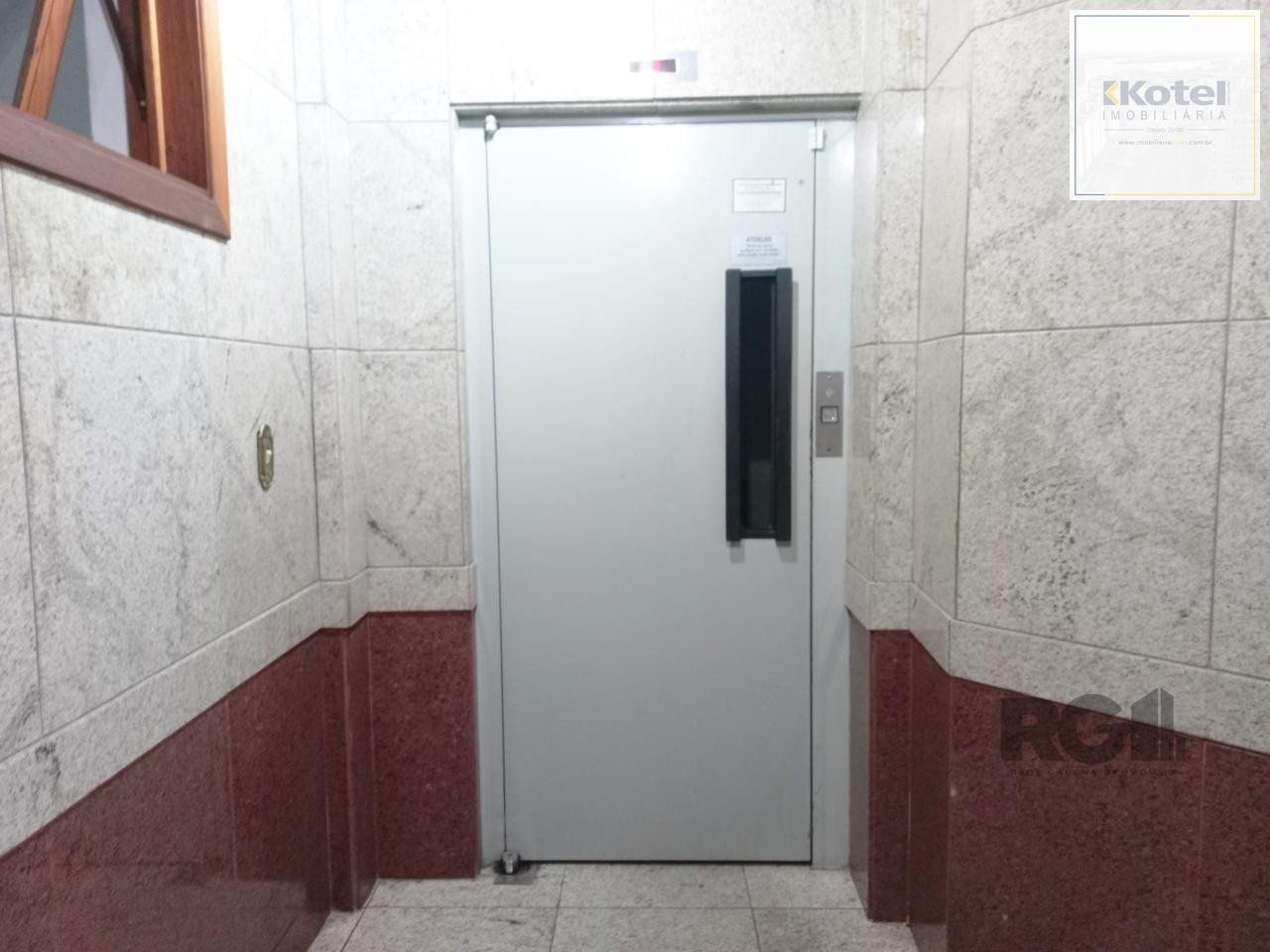 Sala Comercial à venda, 36m², Auxiliadora - Porto Alegre — foto 2