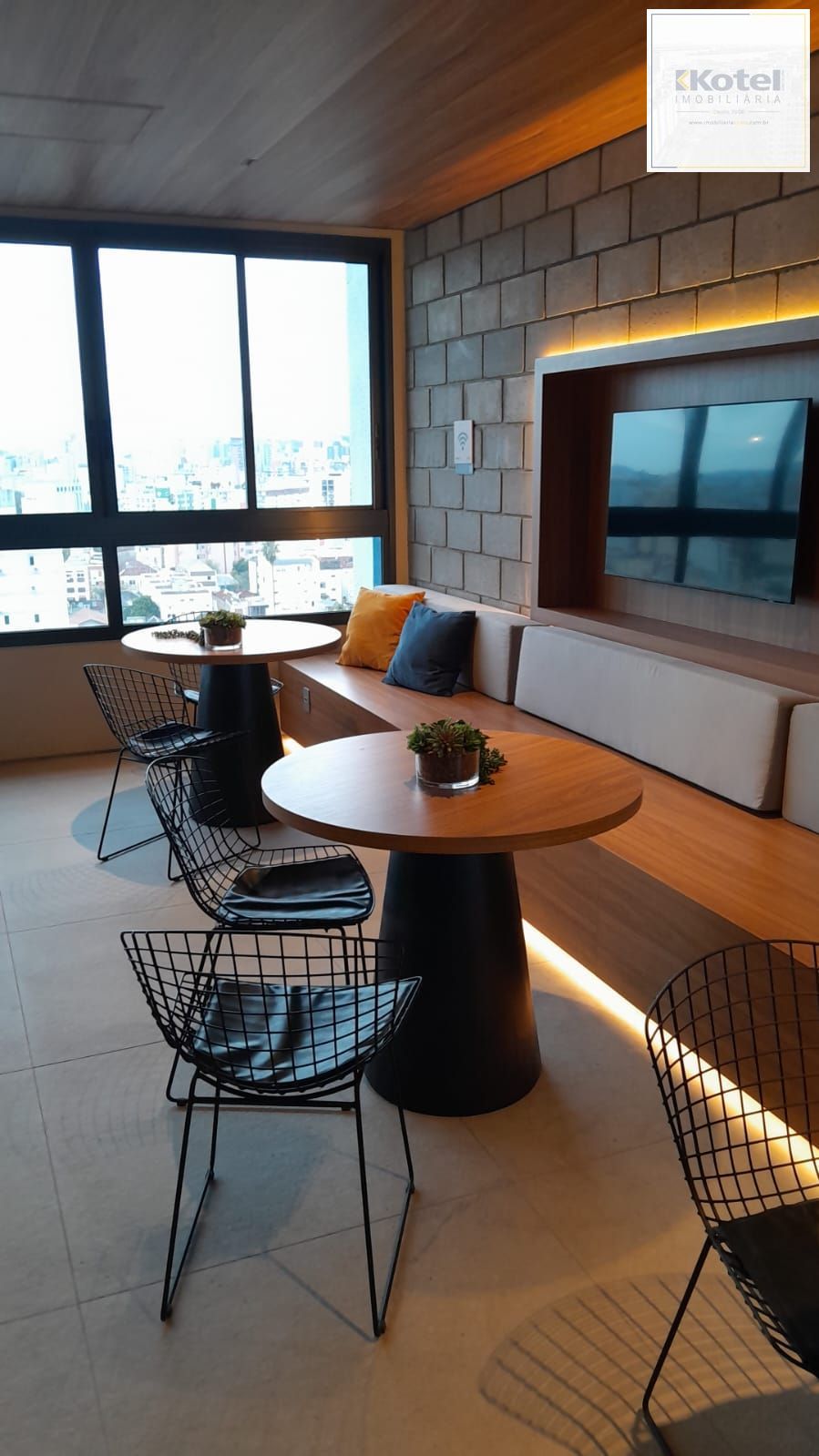 Apartamento novo,2 quartos,andar alto,box,na Cidade baixa e com Infra — foto 2
