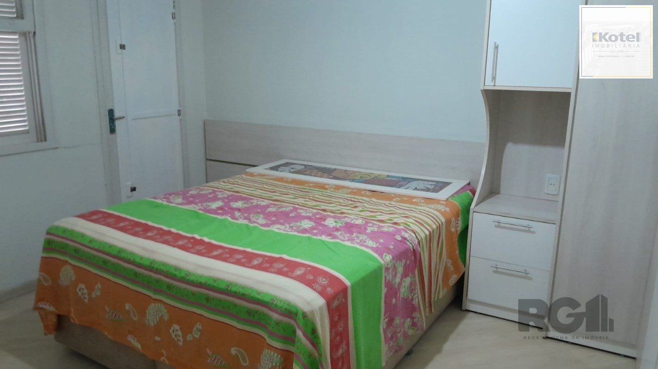 Apartamento na Luiz Manoel,2 dormitórios,desocupado,frente,bairro Santana — foto 4