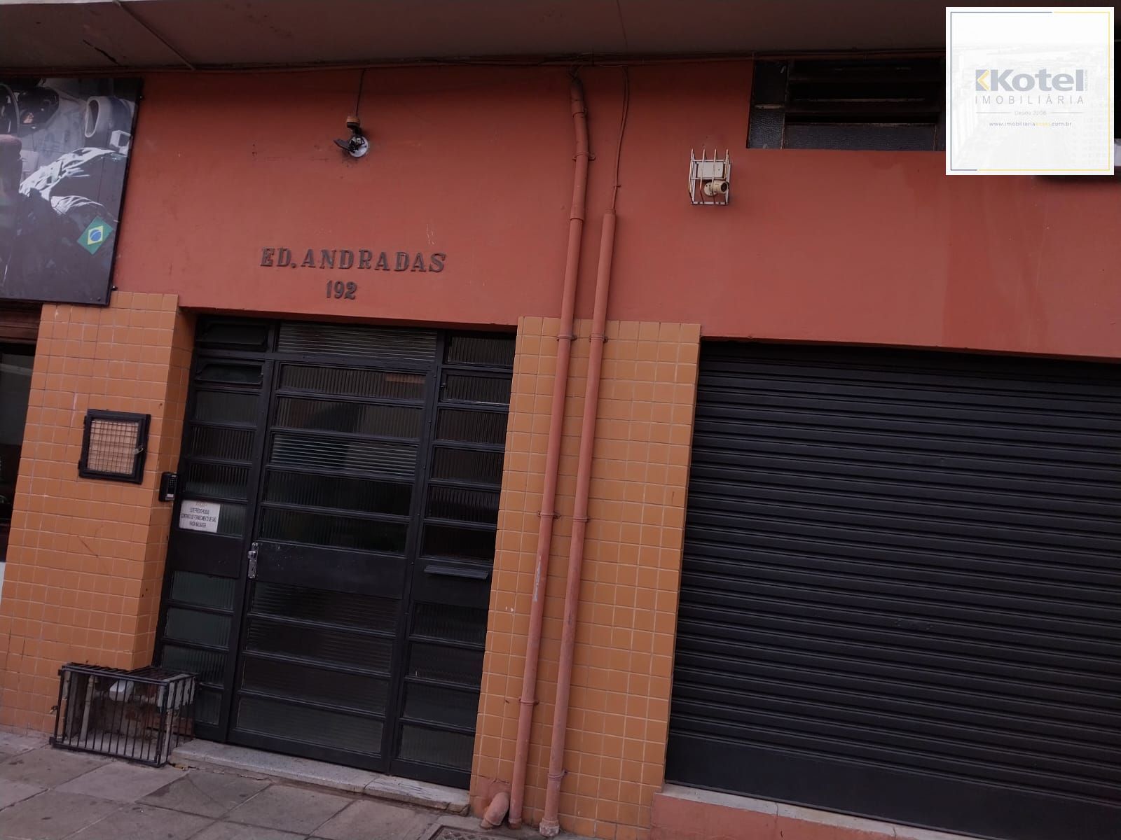 JK recém reformado, 2 piso, elevador, andradas esquina com Bento Martins, centro histórico — foto 2