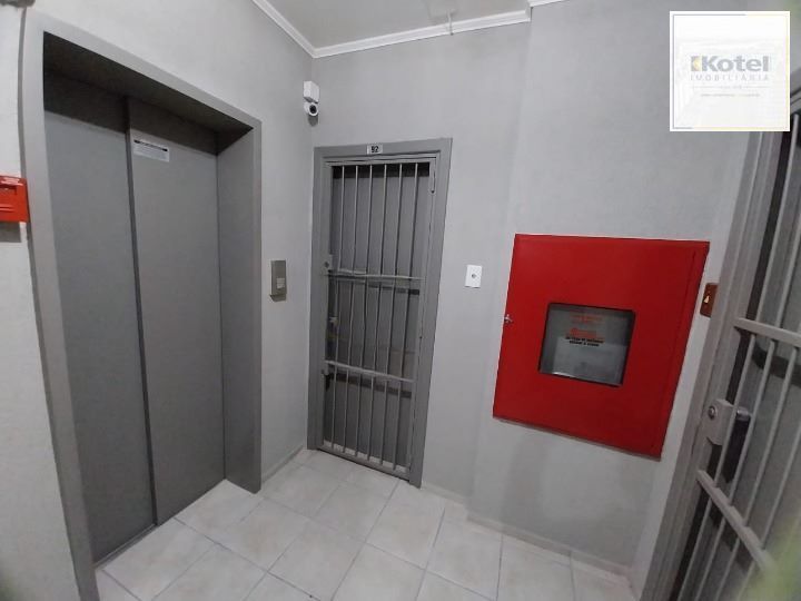Oportunidade Sala Comercial Centro Frente andar Alto, Preço ATRATIVO.