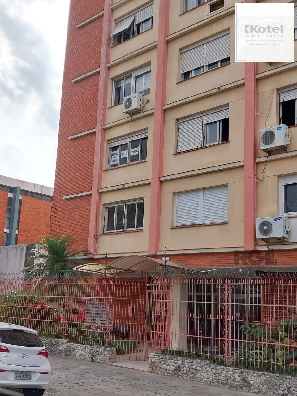 Excelente apartamento 3 dormitório, com Box escriturado - Bairro Santana. Preço Atrativo. — foto 3