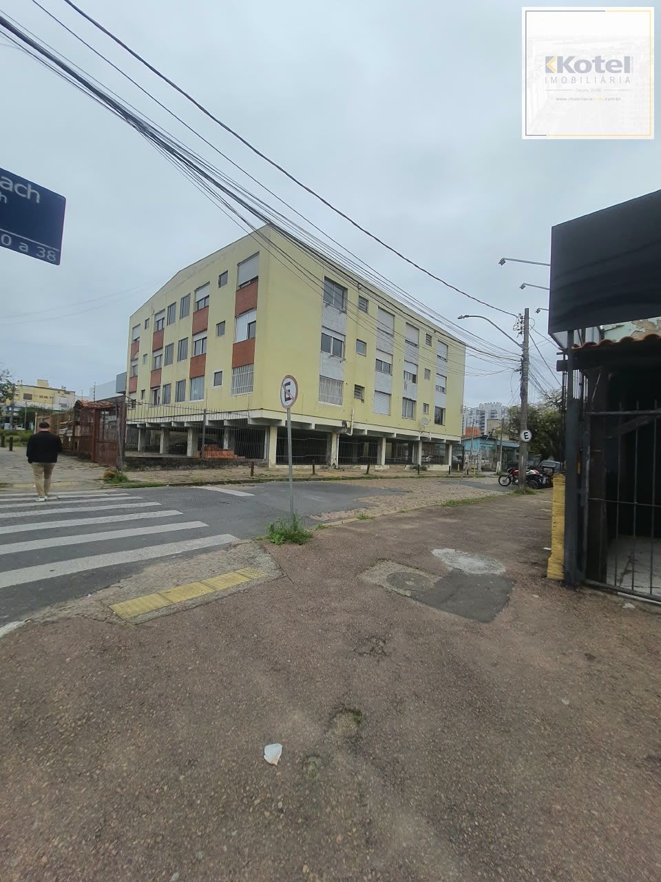 Apartamento, 1 quarto, à venda, 42 m², Vila Ipiranga - Porto Alegre — foto 2