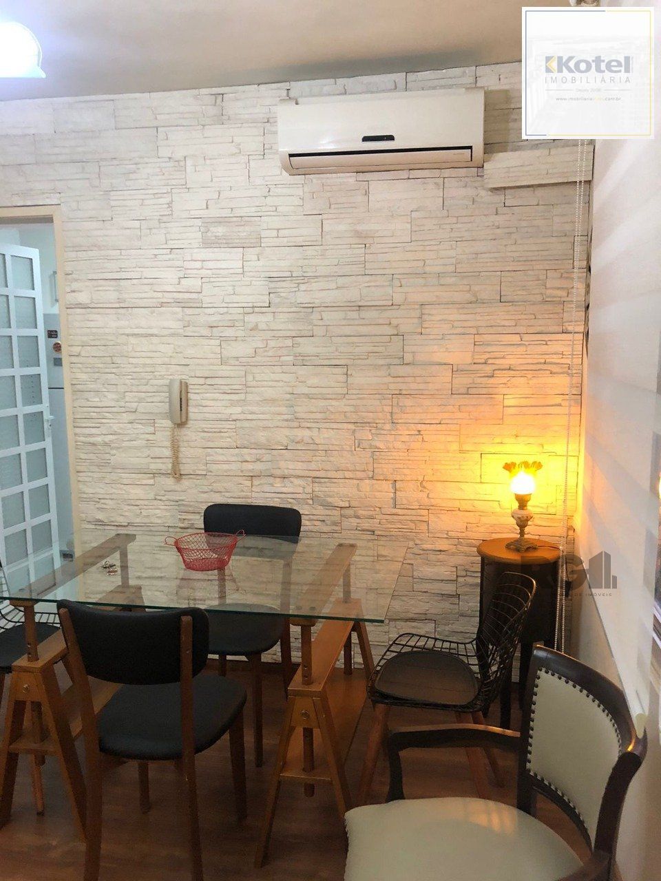 Apartamento 1 Dormitório,próximo Lima e Silva ,Bairro Centro Histórico