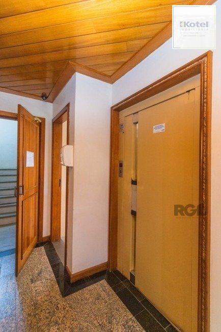 Apartamento 2 Dormitórios,Suíte,Elevador e Garagem no  Bairro Santana