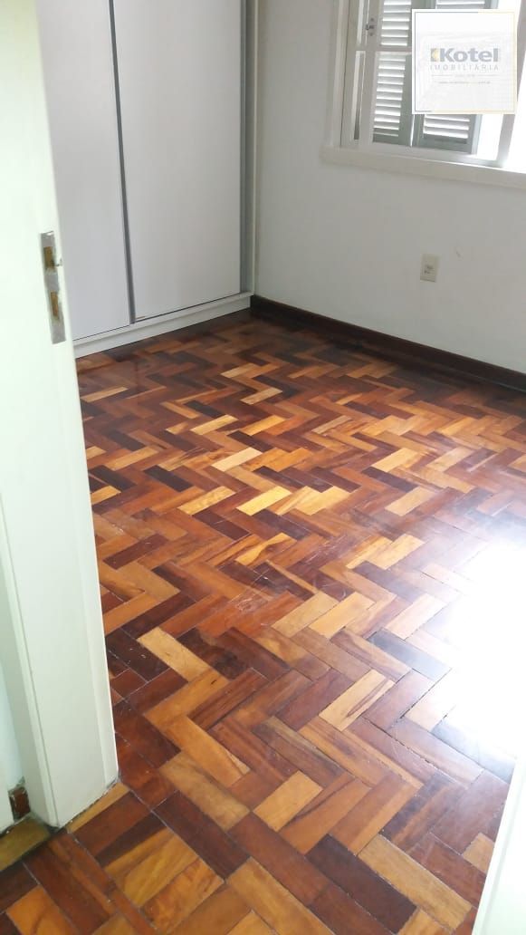 Excelente apto 1D, demais peças - Mont'Serrat - Porto Alegre Preço atrativo