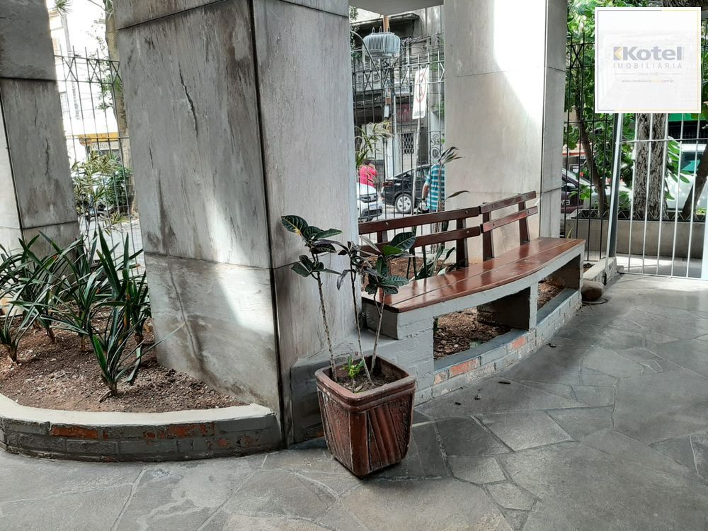Ótimo apartamento 1 quarto,andar alto com sacada, na Fernando machado