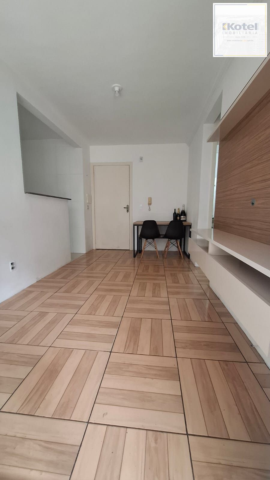 Apto Térreo 2 pátios 2D (1Suíte) - São Sebastião - Porto Alegre