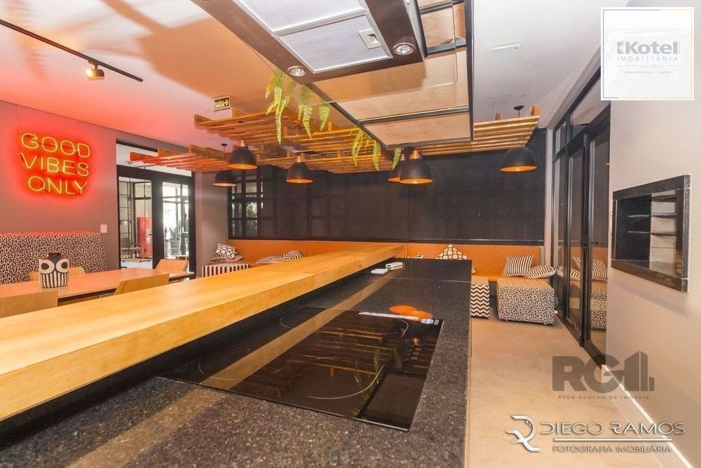 Studio, novo, desocupado, localizado no Bairro Cidade Baixa