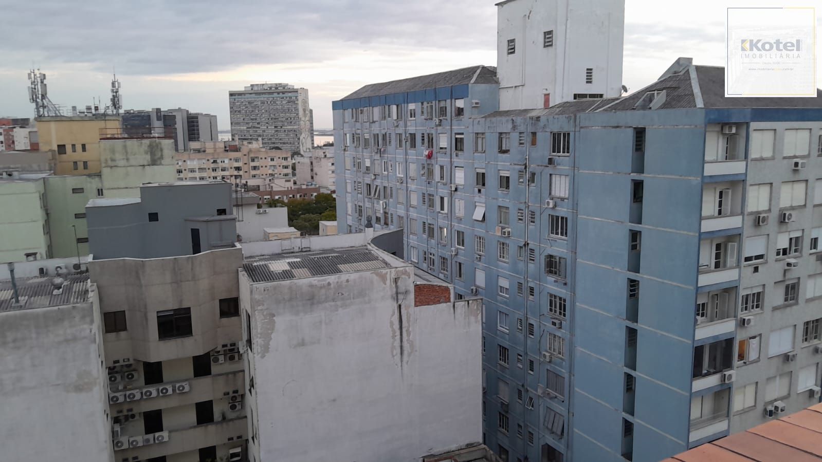 Investidores - Excelente e amplo apartamento 2D LOCADO na Cidade Baixa, Porto Alegre. — foto 4