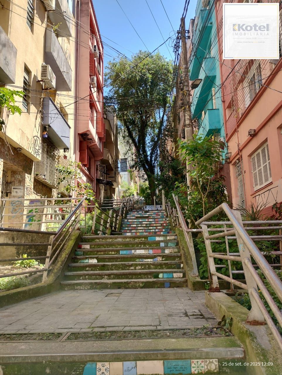 Escadaria vinte de maio apto 2 dorm.