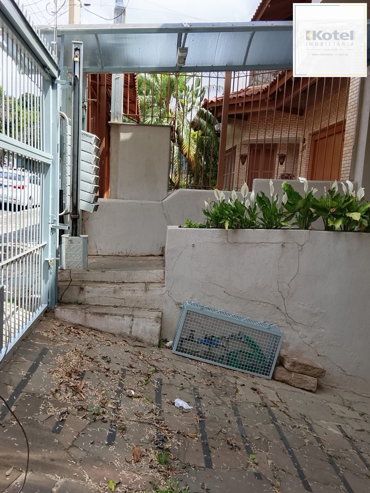 Excelente apto 2 dormitório recém reformado, vaga coberta e fechada - Vila Ipiranga — foto 2
