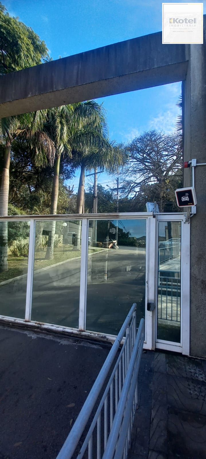 Apartamento a Venda 2 Dormitórios Semi Mobiliado Porto Alegre/RS
