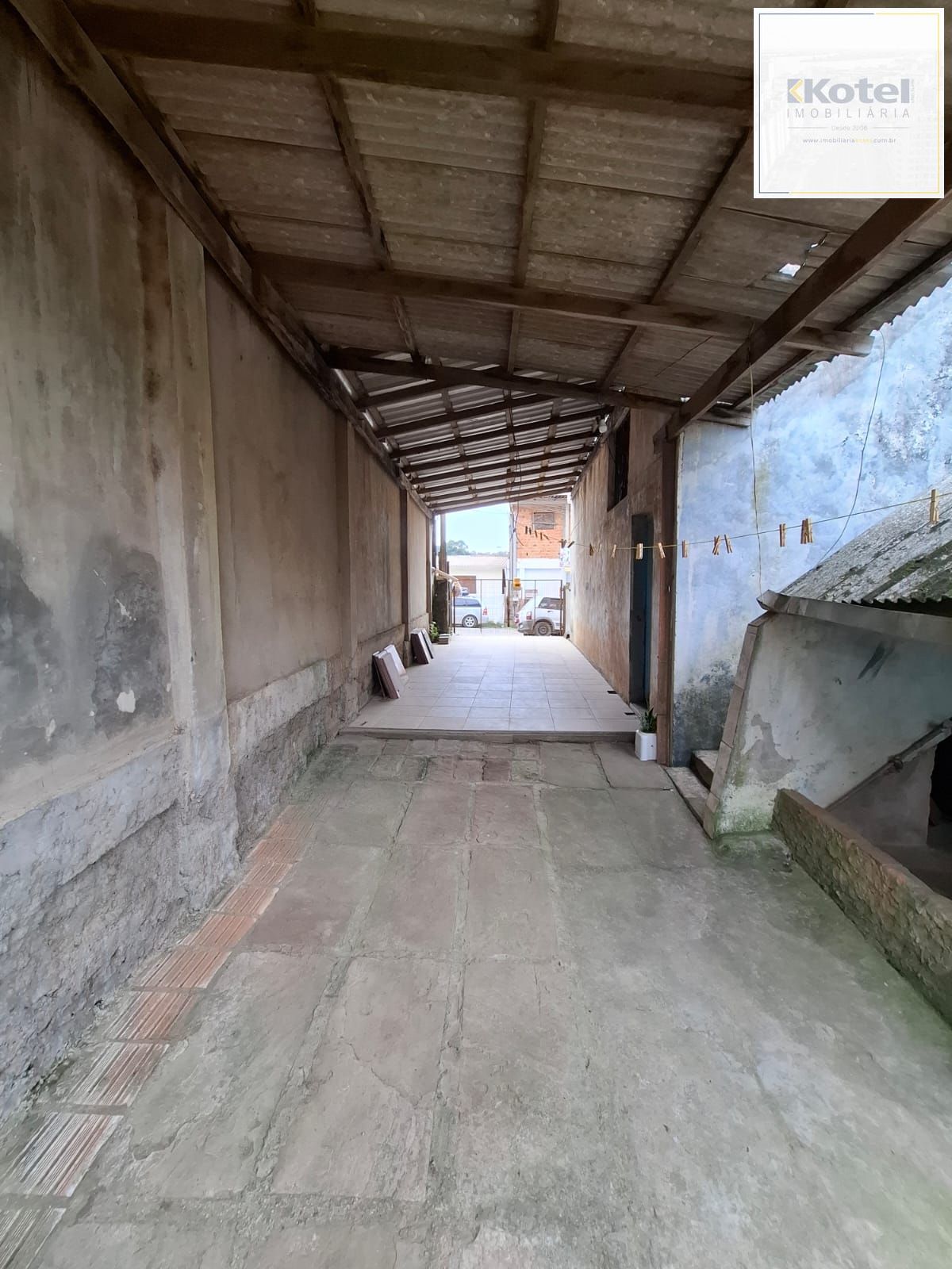 CASA COMERCIAL NO BAÍRRO  LOMBA PINHEIRO