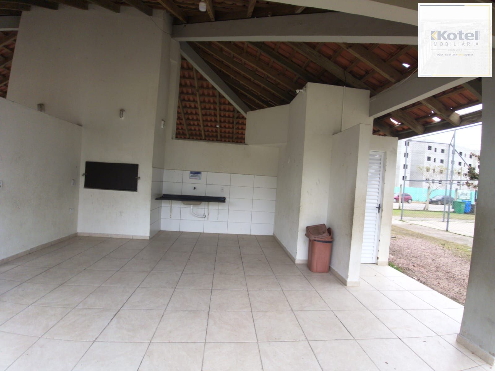 Apartamento à venda 2 dormitórios semi mobiliado - Porto Alegre/RS